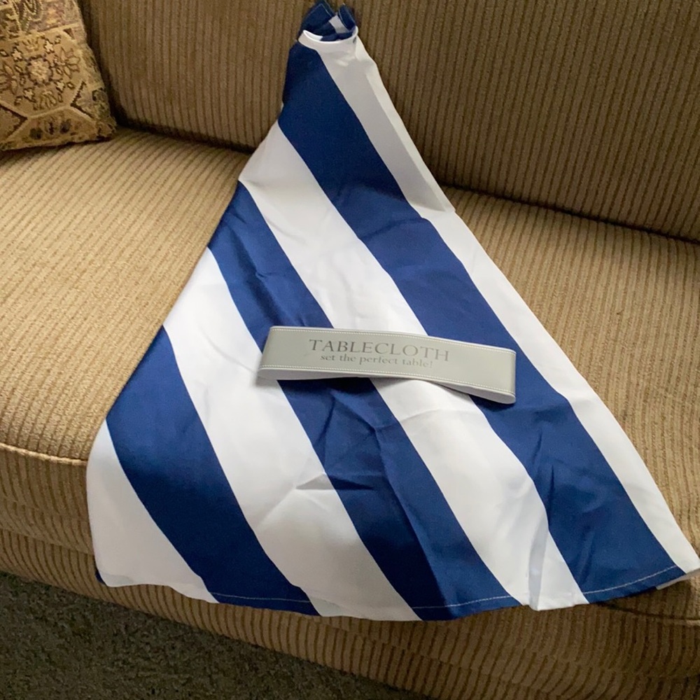 60" Round w/ Zipper , Nautical Blue